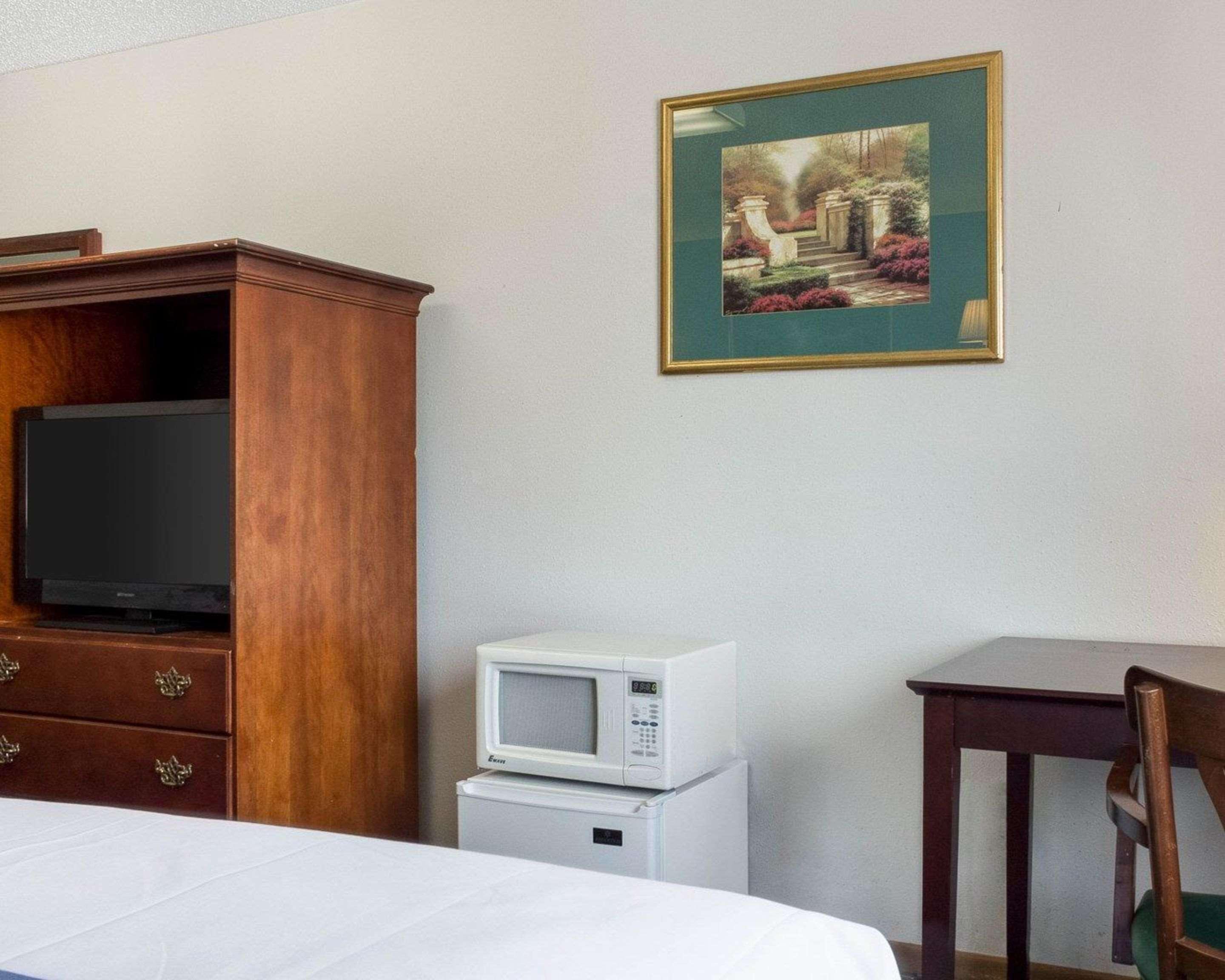 Rodeway Inn West Fargo Екстер'єр фото