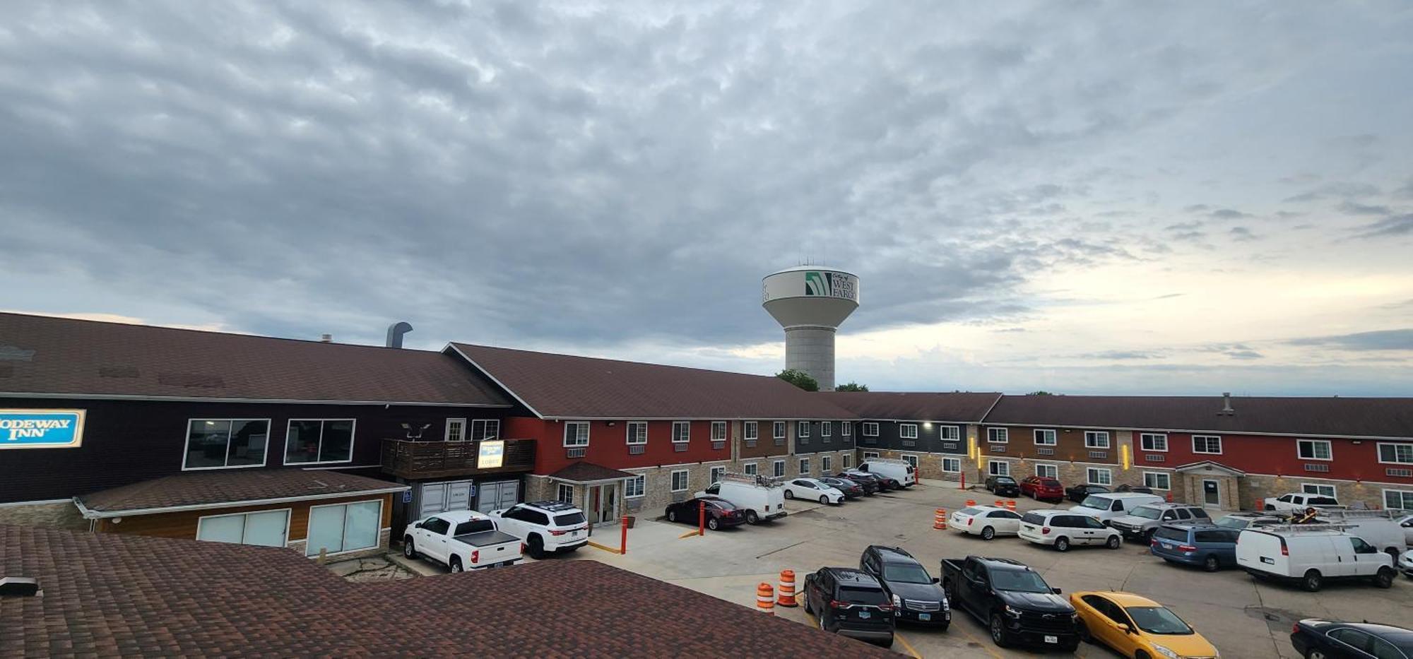 Rodeway Inn West Fargo Екстер'єр фото